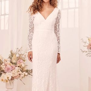 White Lace Long Sleeve Maxi Dress